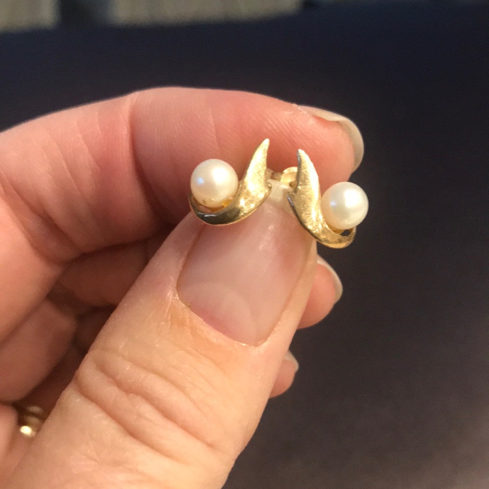 Gold and Pearl Stud Earrings